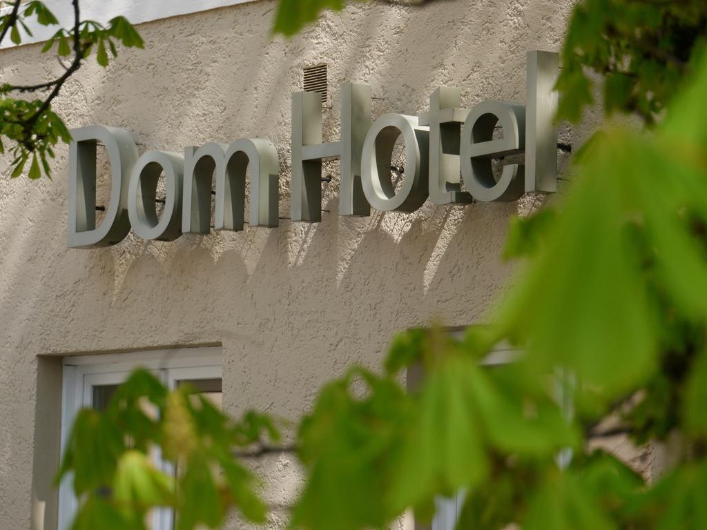 Dom Hotel Аугсбург Екстер'єр фото