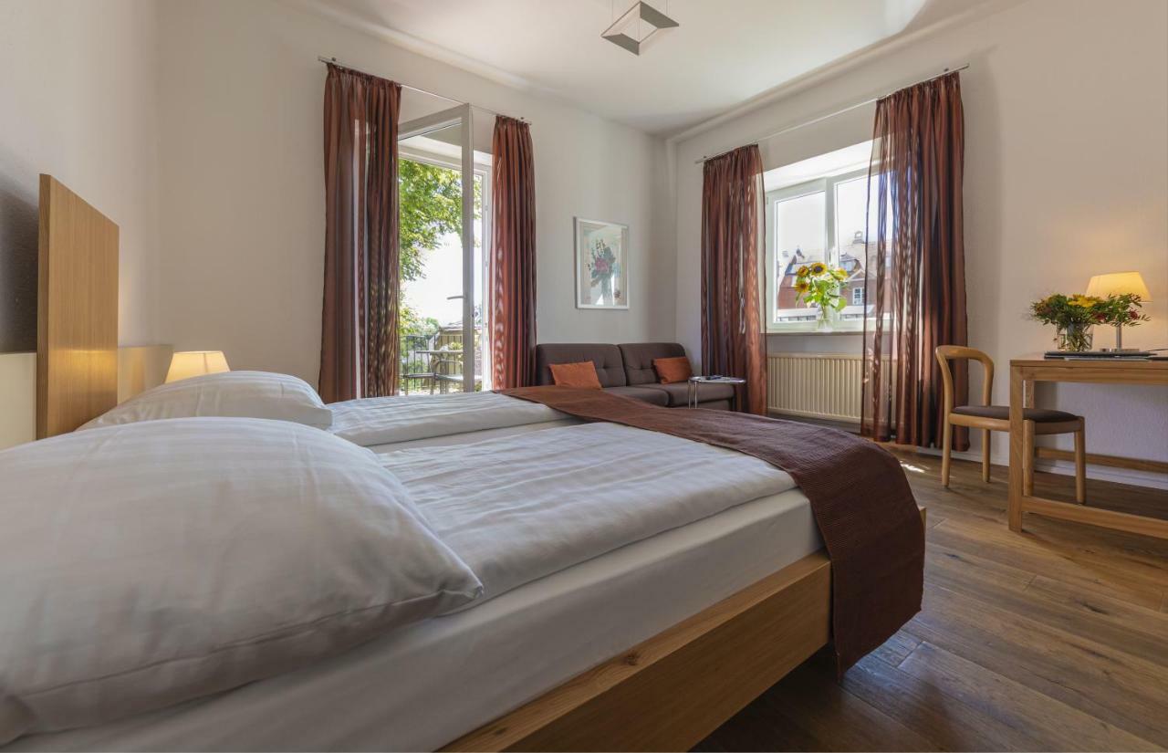 Dom Hotel Аугсбург Екстер'єр фото